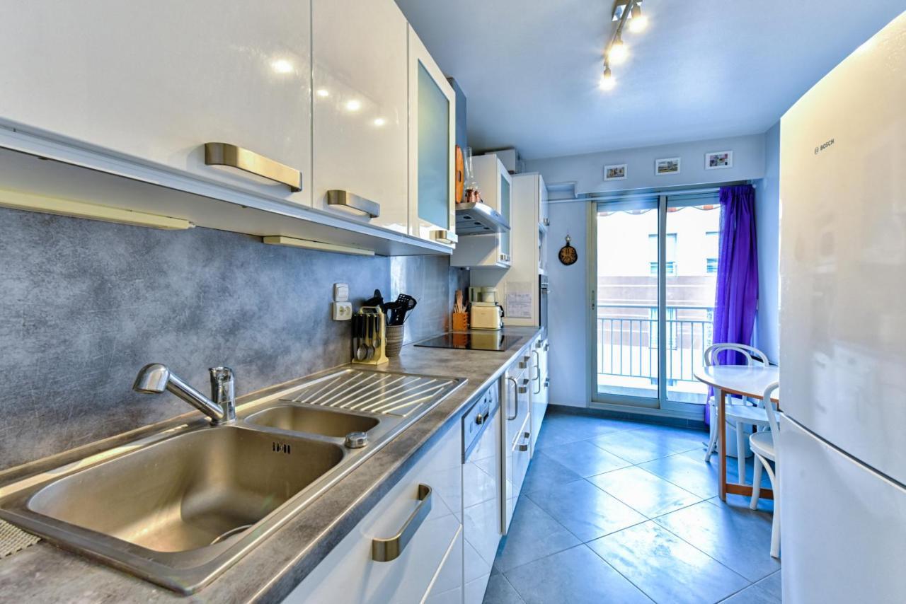 Le Pacifica Apartment