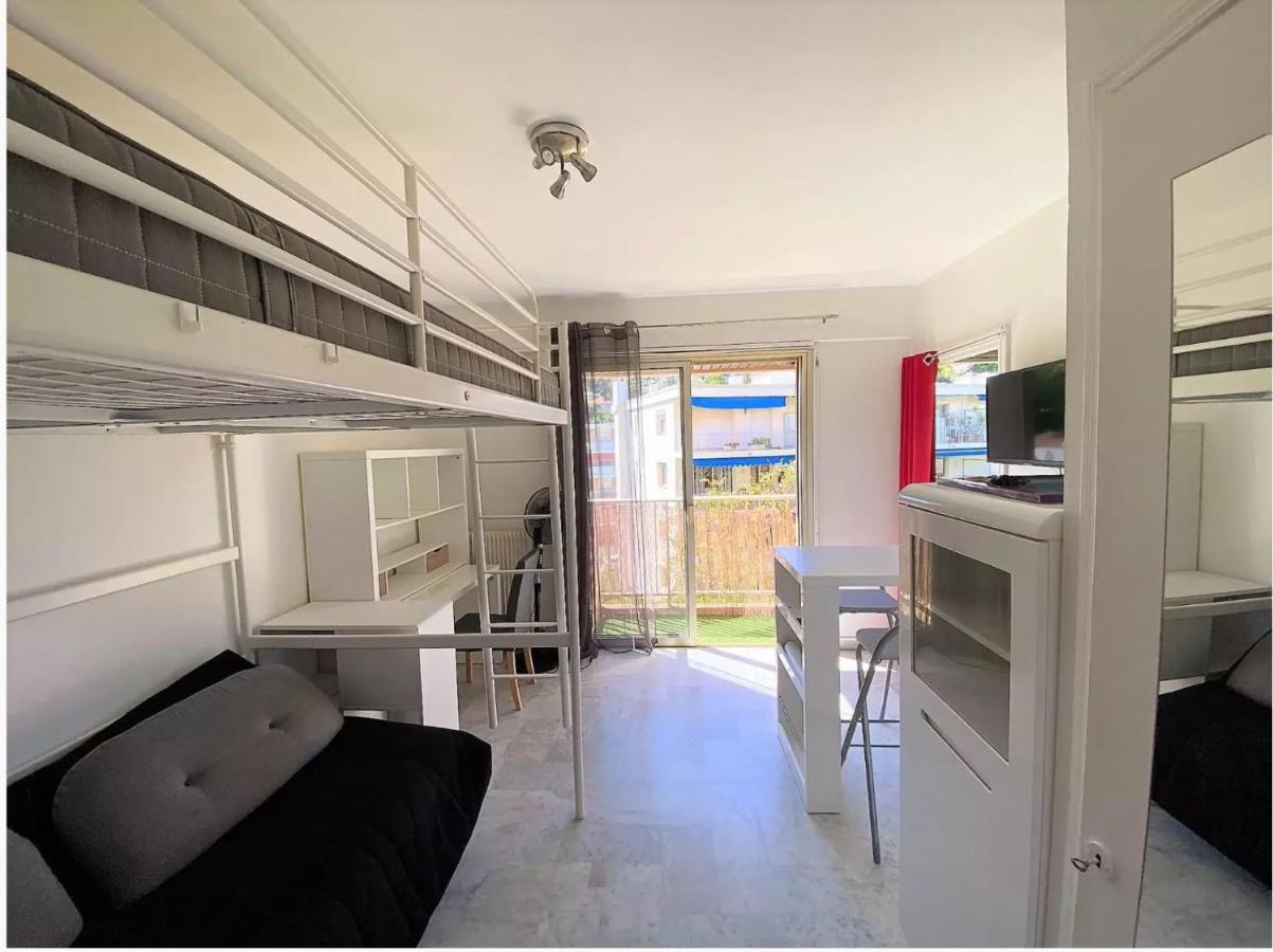 Joli Studio Avec Balcon Et 2 Couchages Doubles A Nice Fabron 10 Mn De La Mer Et Commerces Apartment *