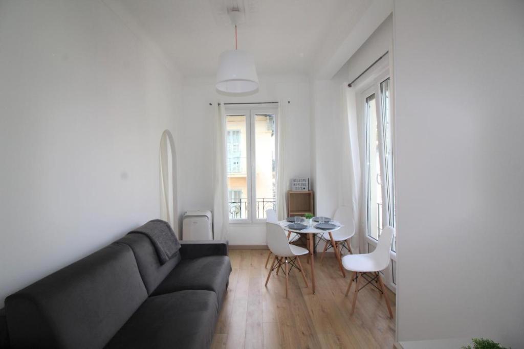 Renting - Notre Dame - Cosy Loft Perfect View On The Roofs Nice
