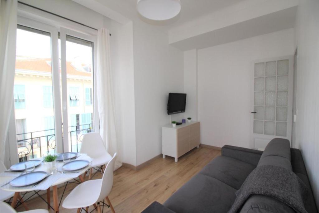 Renting - Notre Dame - Cosy Loft Perfect View On The Roofs Appartement *