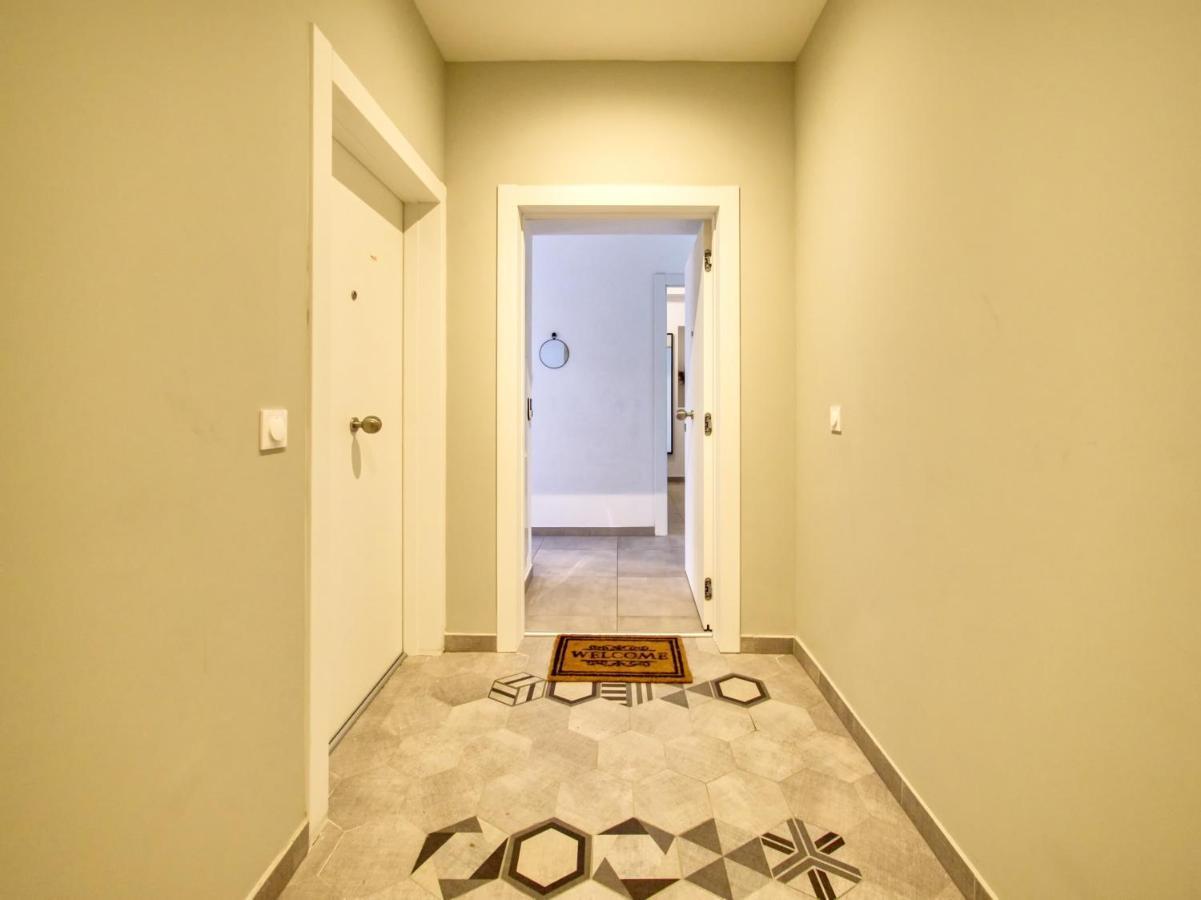 Chic & Cosy In Hyper Center, Parking Free & Air Conditioned & Wifi *