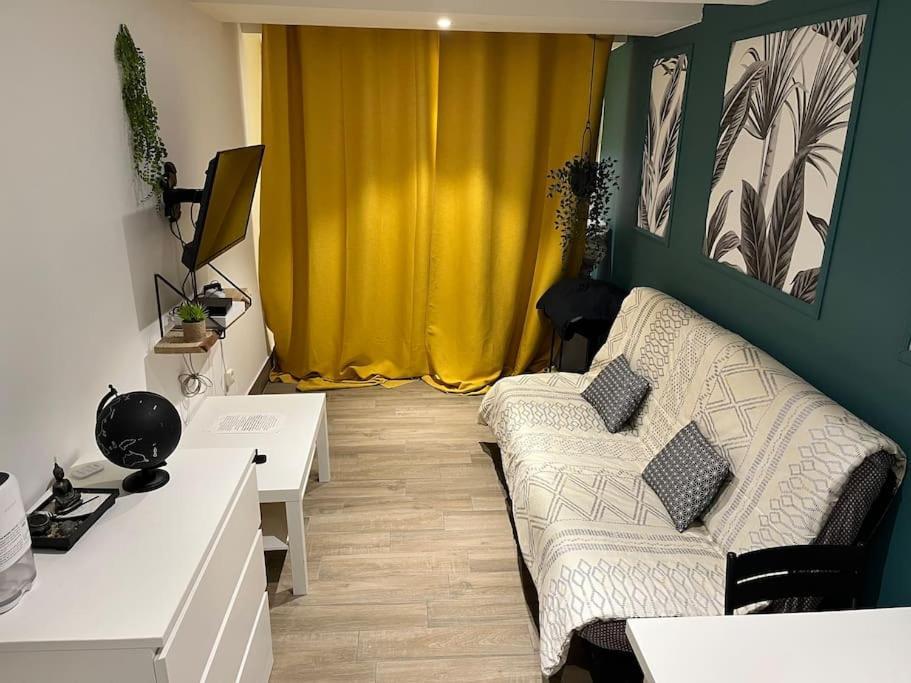 Studio Acropolis 2- Centre - Proche Tram Apartment *