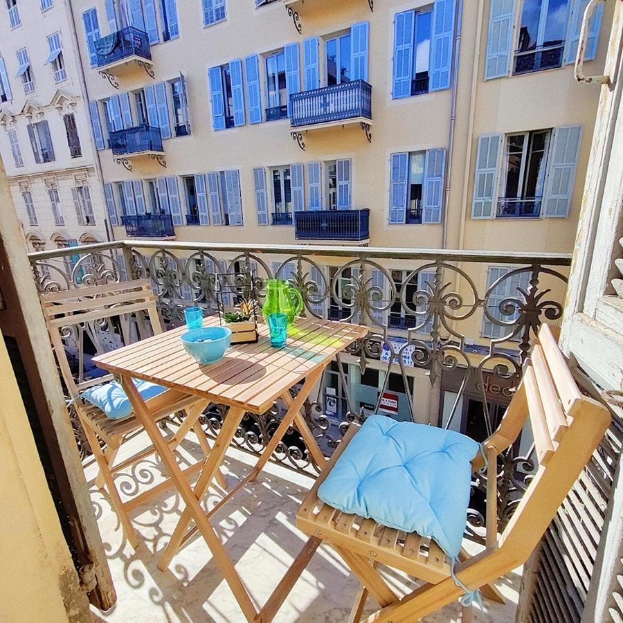 Apartment Terre Et Nice