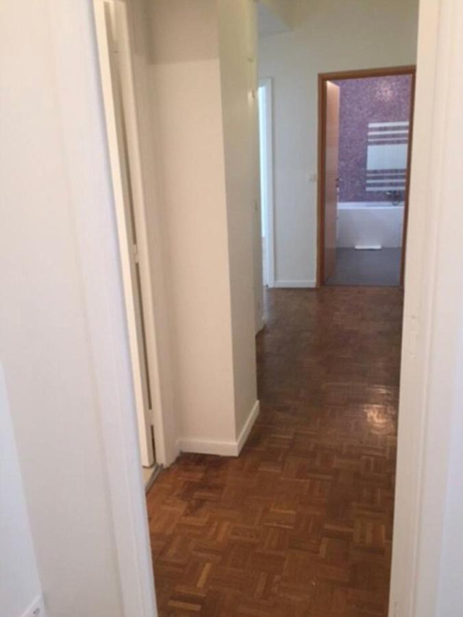 Big White Apartment