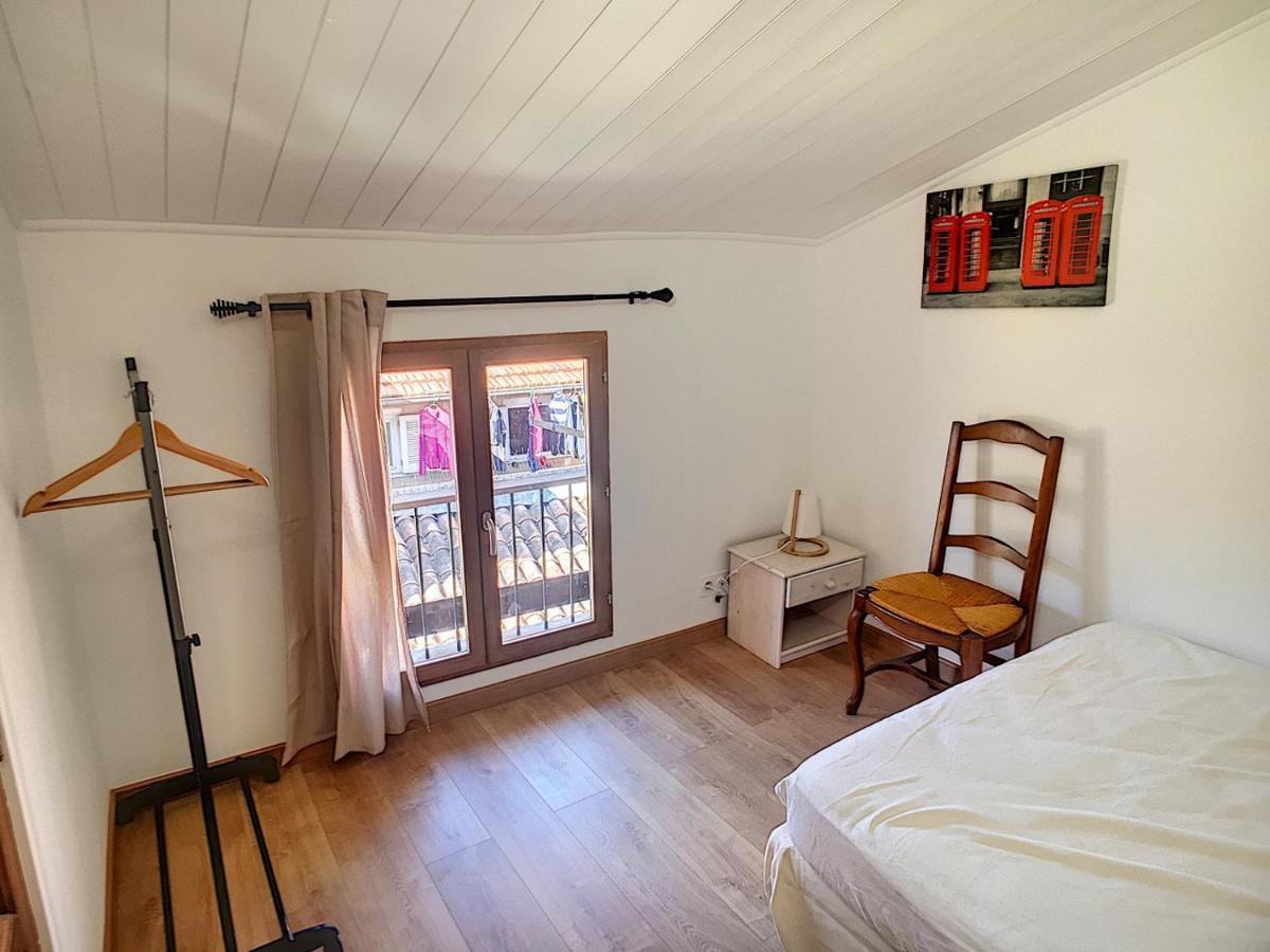 Vieux Nice- Bel Appart 3p, 5pax, Wifi Doglio