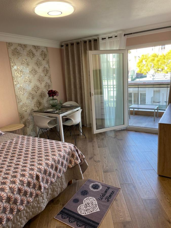 Appartement With Swimming Pool 80 Meters Near The