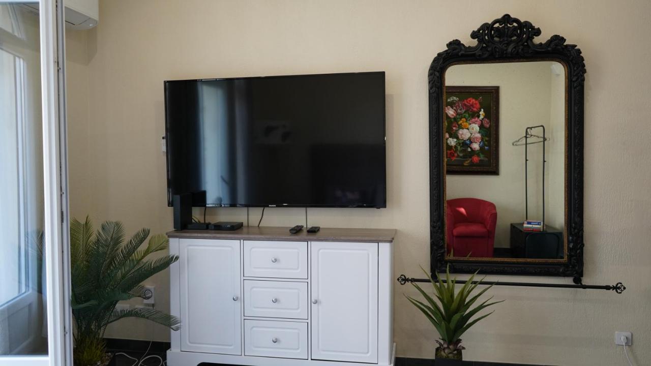 Cozy With A Sea View Nice