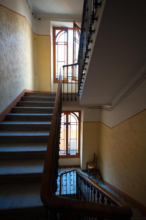Lusso 5 Beds Apartment