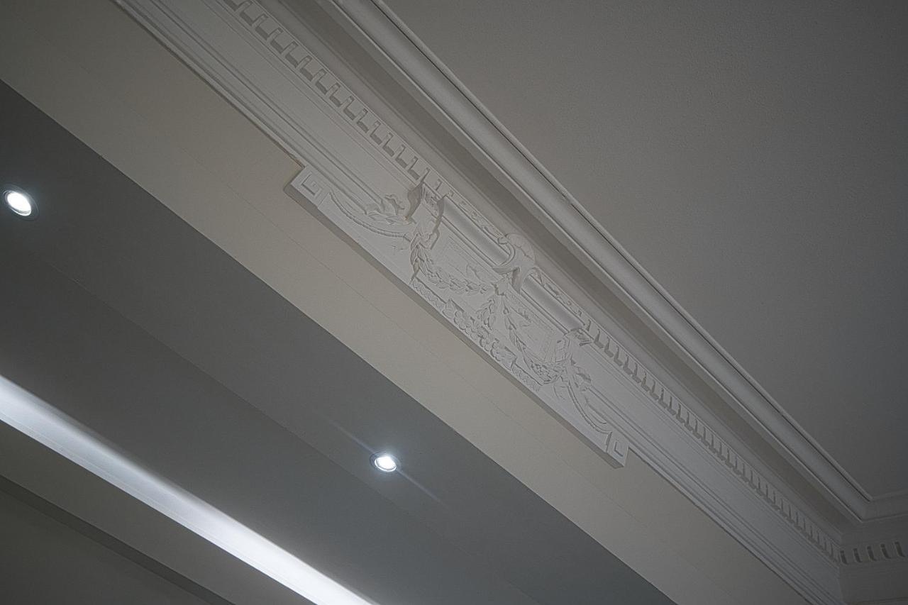 Prestige Designer Apartment, Super *