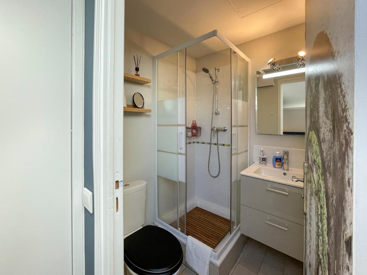 Near Promenade 4 People Appartement