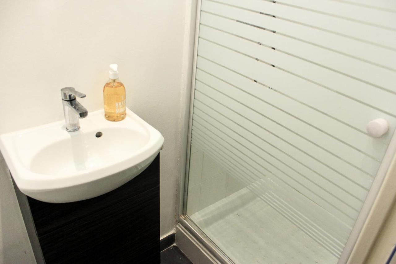 Apartamento Joli Studio Avec Balcon, Centre Nice