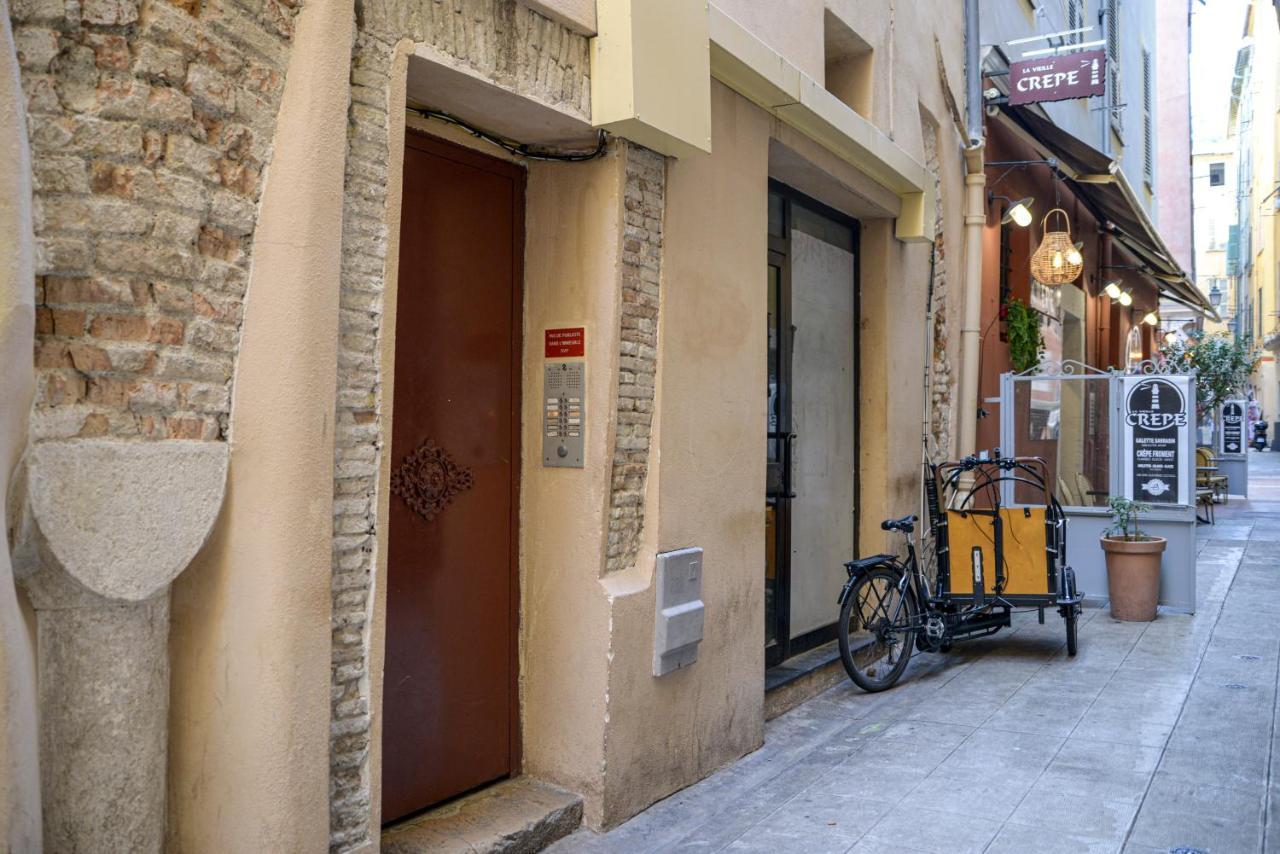 Sunny In Heart Of Old Town Apartment *