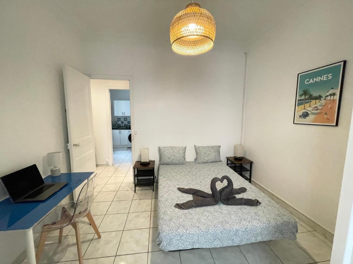 Joli Spacieux A 3 Min A Pied De La Appartement *