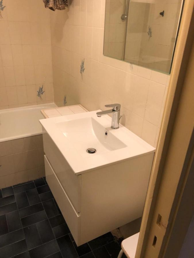 Nice-miramar And Parking