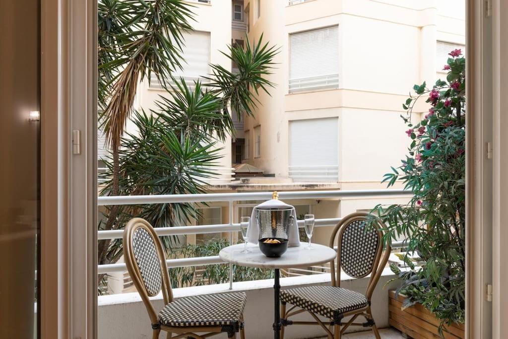 Promenade, 2pieces Chic Et Clim Avec Terrasse Appartement *