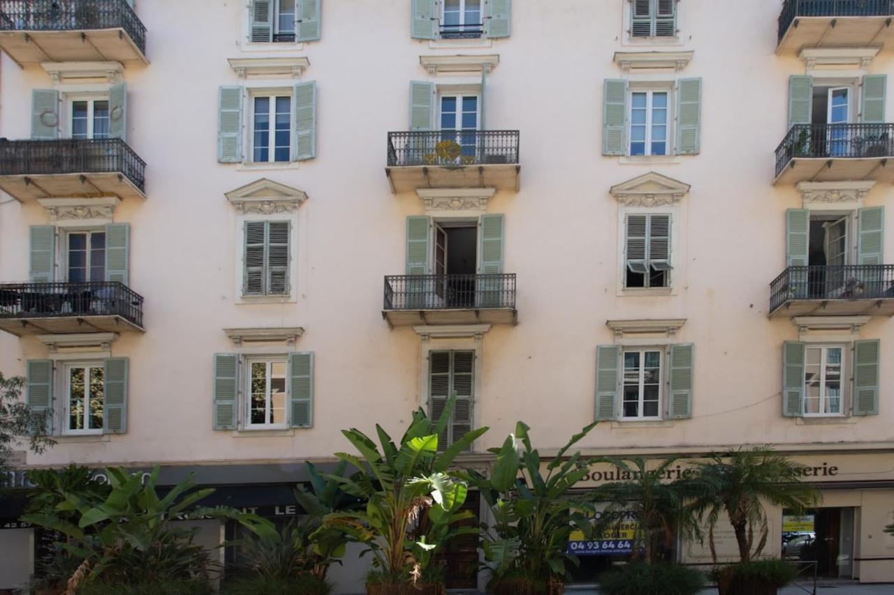 Contemporary Mezzanine Studio With Furnished Balcony Apartment