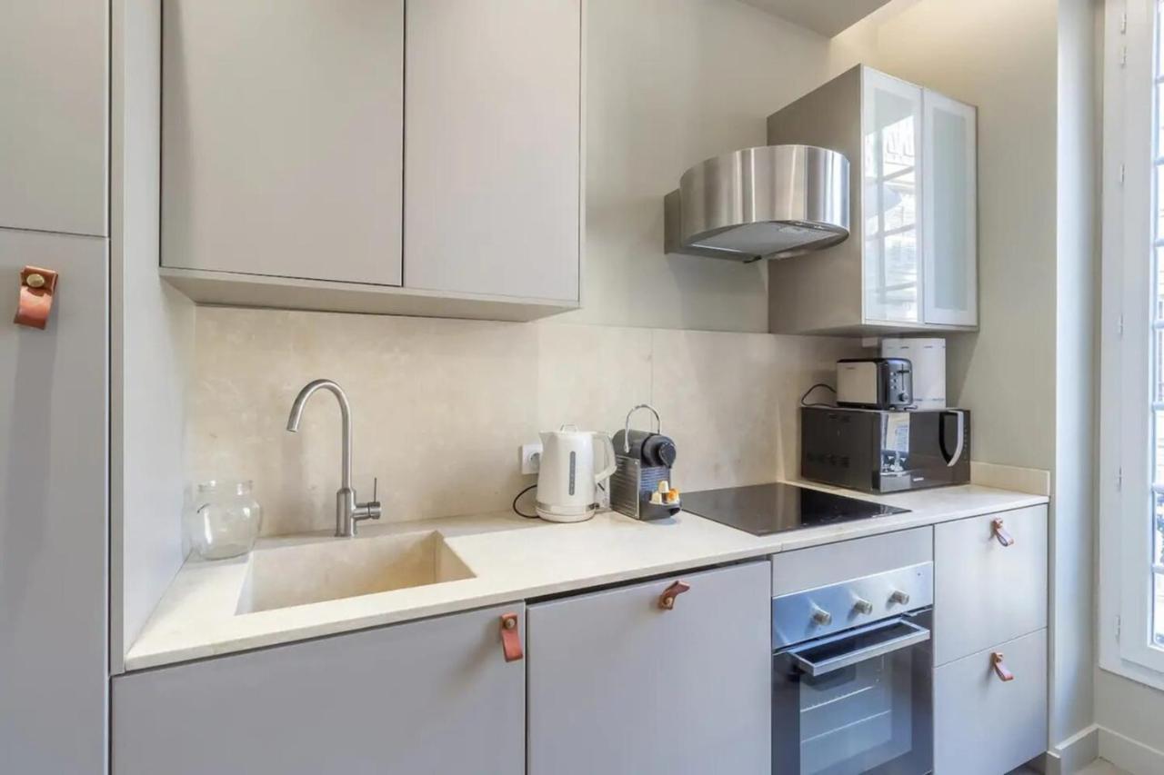 Apartment Private Located In The 