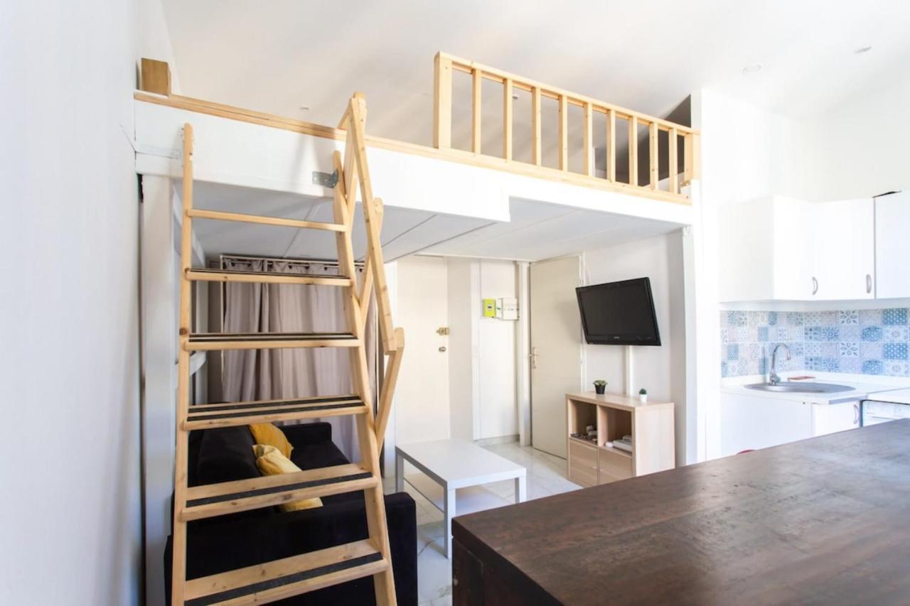 Contemporary Mezzanine Studio With Furnished Balcony Apartment *