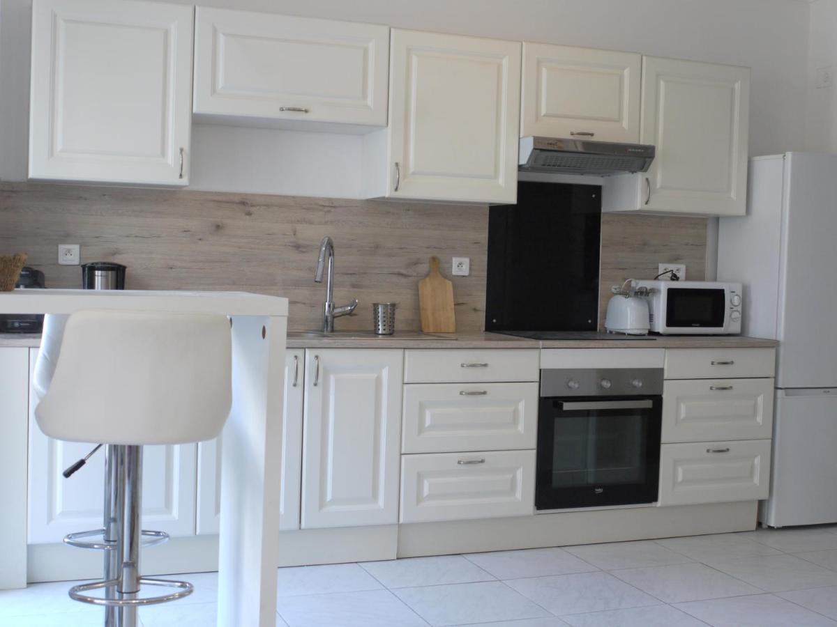 Apartment - A Modern Flat In