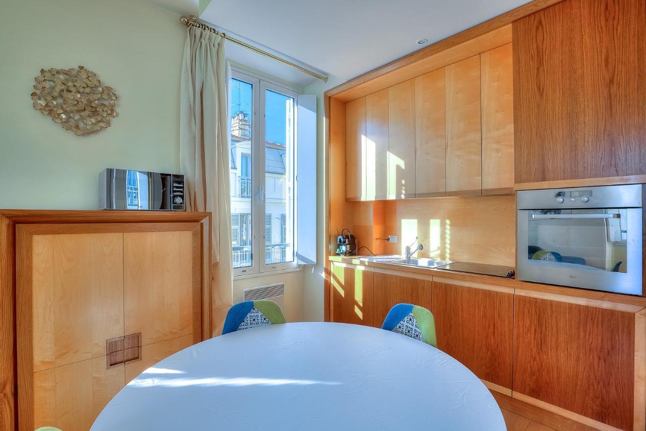 Lumineux Appartement- Carre D'or- Proche Mer