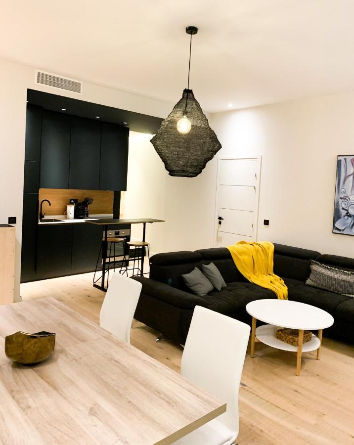 Appartement Vieux Nice-3 Pieces Moderne- 100m De La Nice