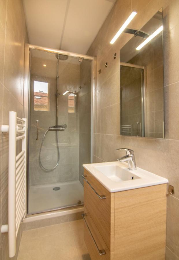 Apartment Theatre De La Cite *