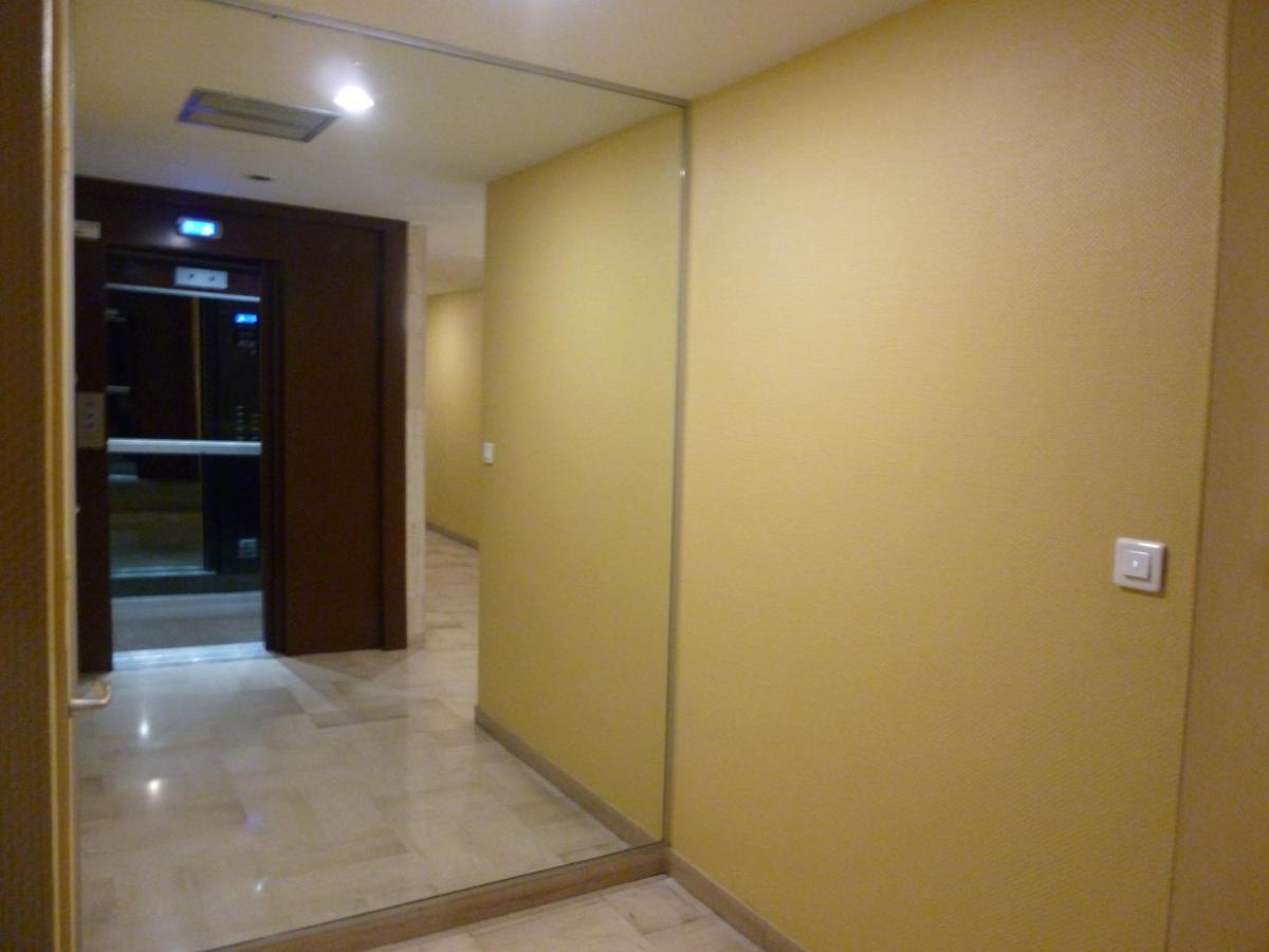 Nice-miramar And Parking Apartment