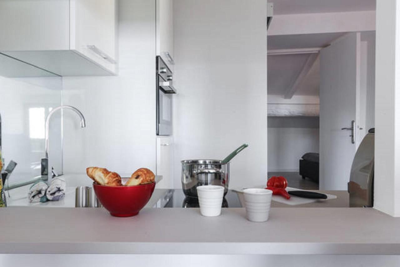 Gilly 4 - Exceptional 2beds, Sea View, Modern,a/c, Old Town Nice