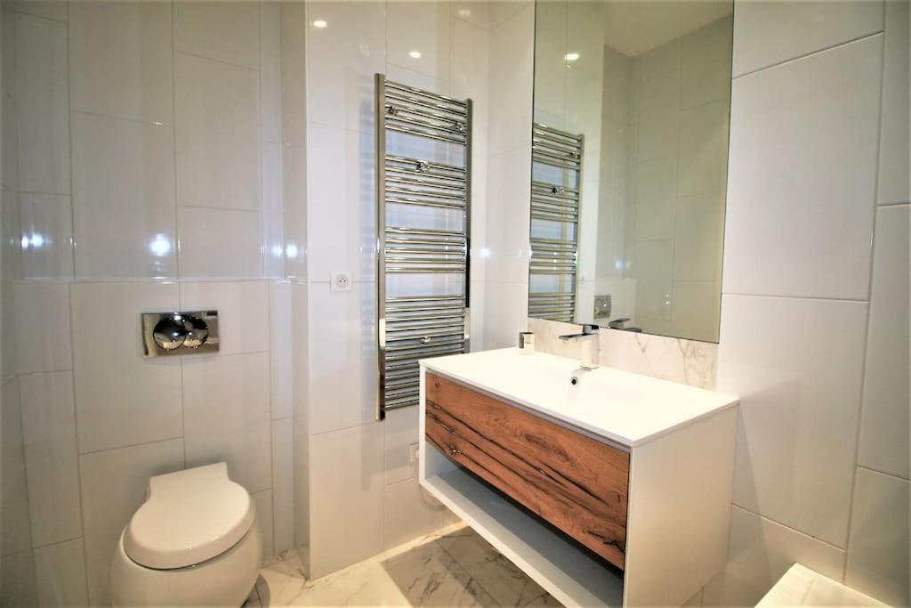 High-end Apartment, Hyper Center, Near The Beaches Nice