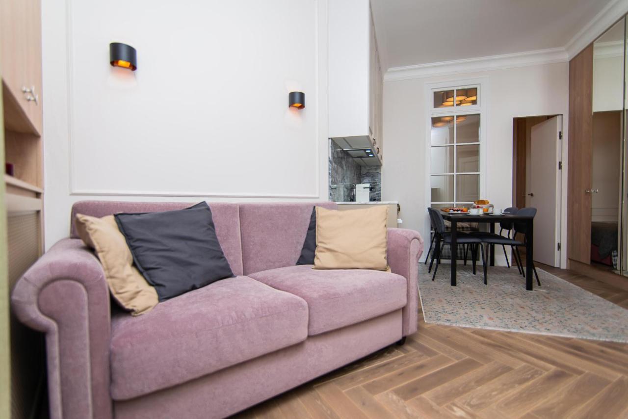 Top Floor Negresco Apartment *