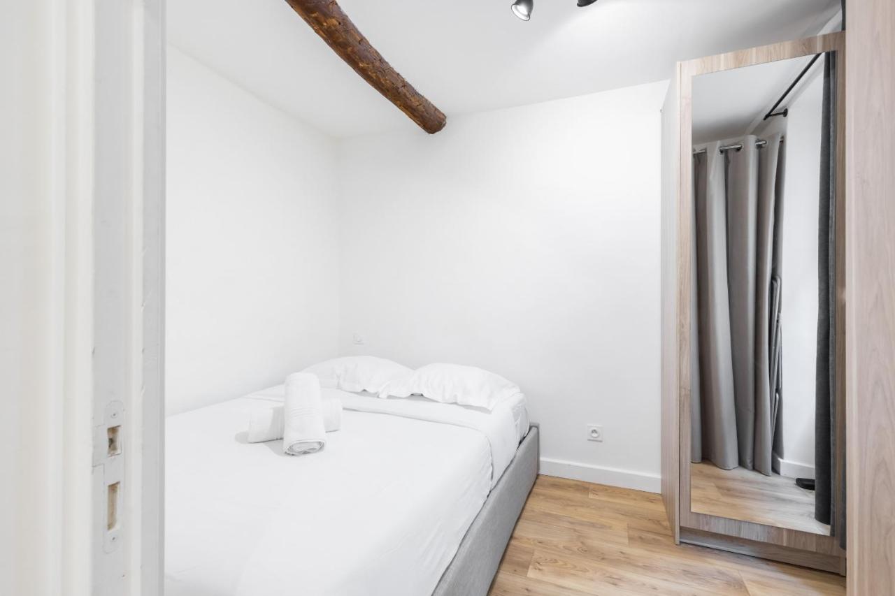 Garibaldi Square - Charming 1 Bdr Old Tow Apartment *