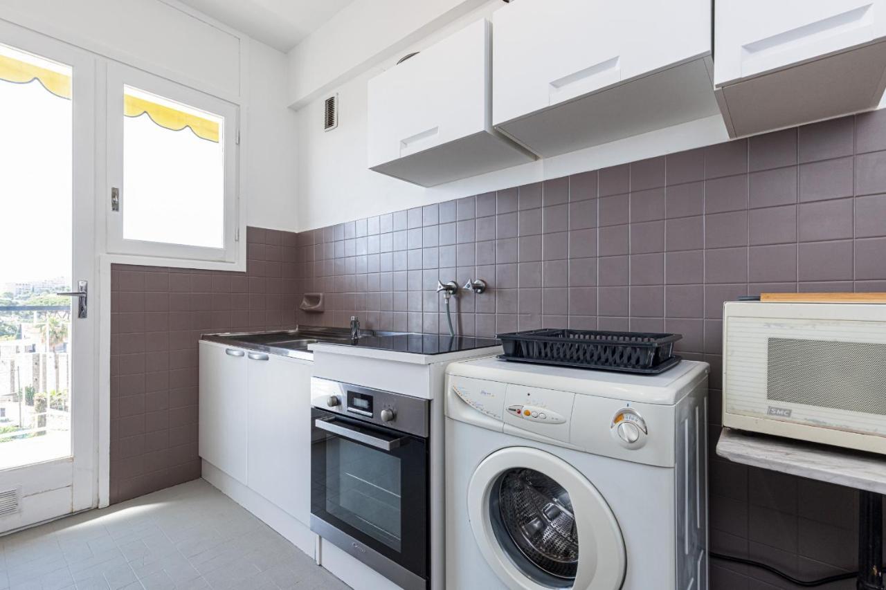 Open View & Garage Apartment