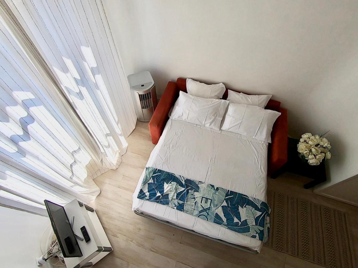 Studio Centre *