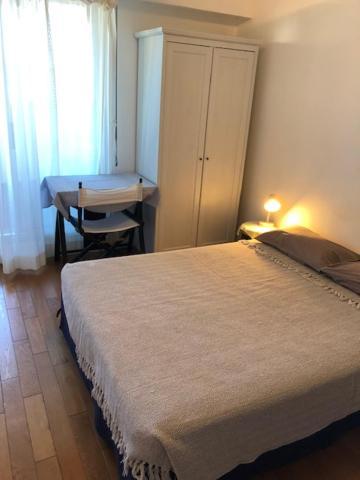 Bed & Breakfast Relaxing Place With Wonderful View...calme Avec Vue Magnifique Sur La Baie Des Anges, En Campagne A 12 Minutes De La Promenade Des