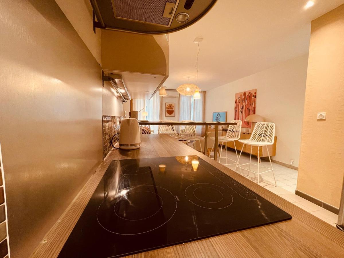 Apartment Renting - Paganini - Spacious - 2 Bedrooms - King Bed - Bathtub - Heart Of