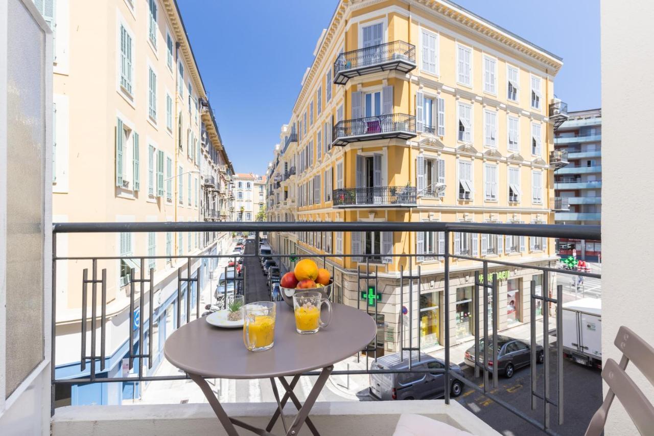Feel - France 93 Apartment