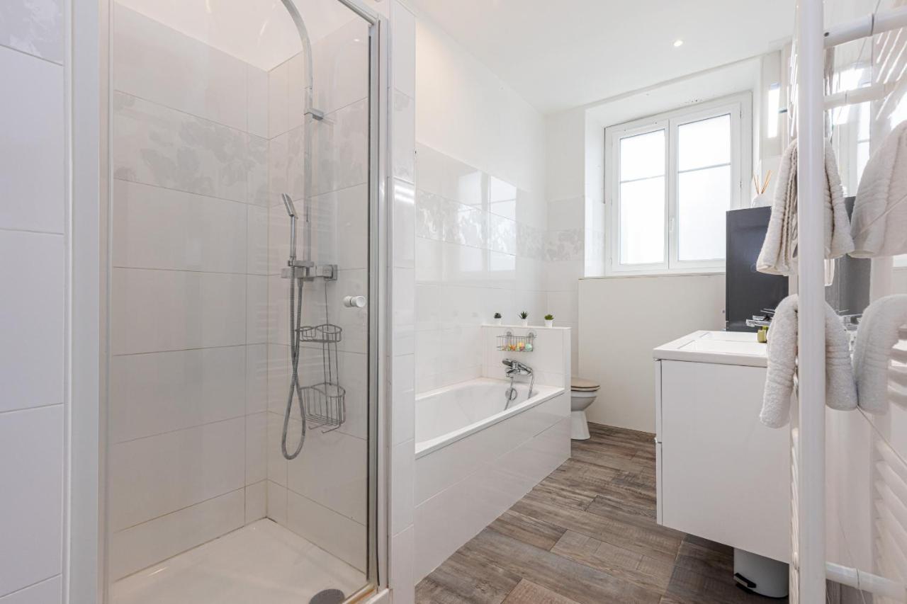 Jean Medecin Av - Large 2 Bdrs Ac Apartment Nice