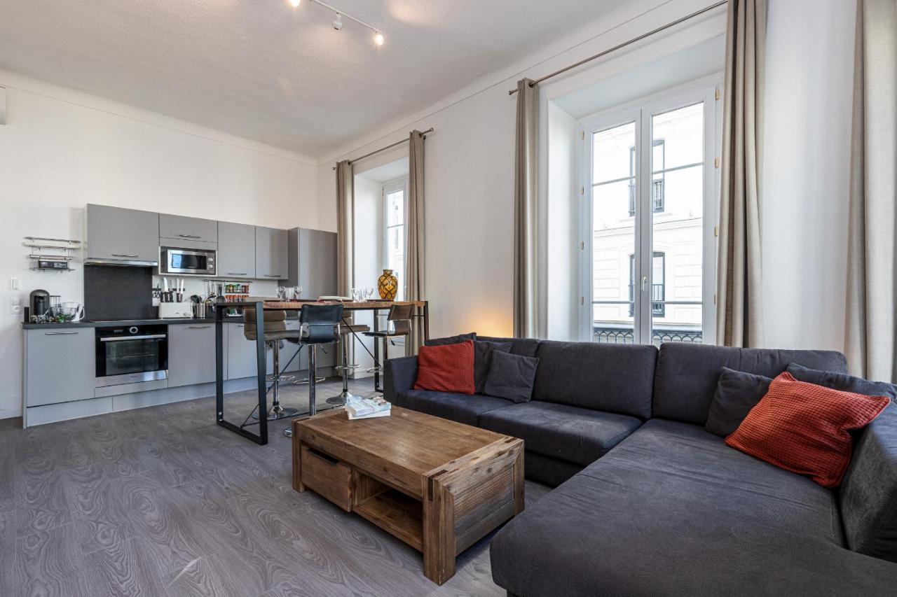 Jean Medecin Av - Large 2 Bdrs Ac Apartment Nice