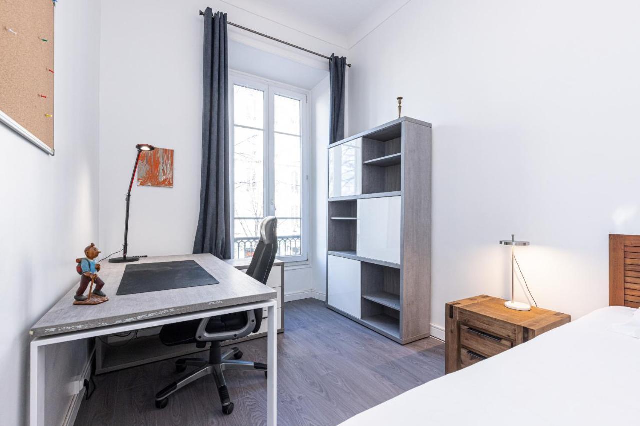 Apartment Jean Medecin Av - Large 2 Bdrs Ac *