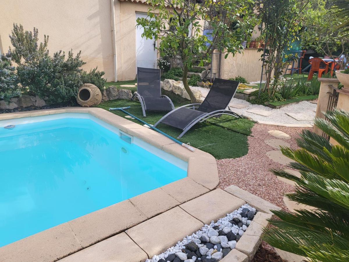Partie De Sur Colline Au-dessus De Apartment *
