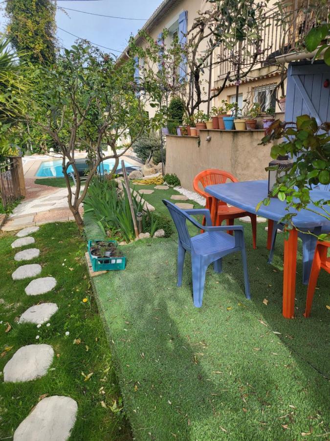 Partie De Sur Colline Au-dessus De Apartment Nice