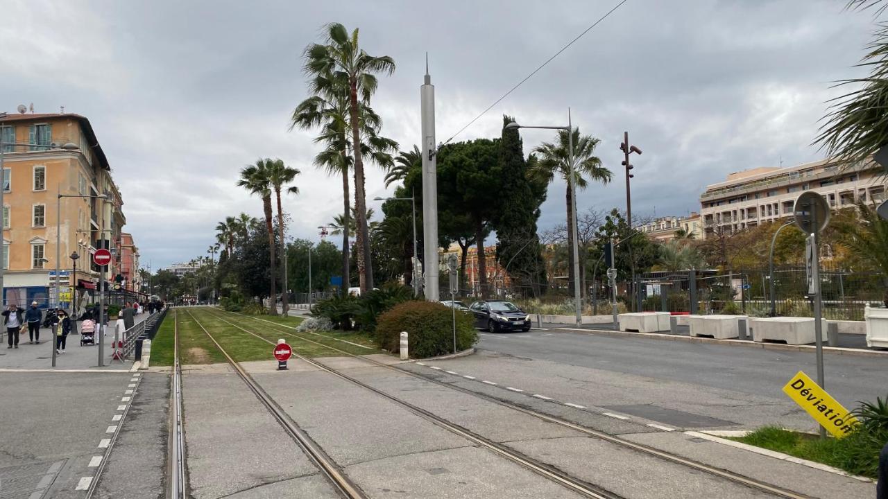 Apartment Nice, Splendide 4p Residentiel, Terrasse Vue Piscine , Garage Nice