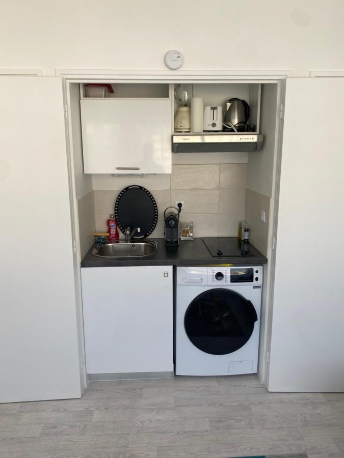 Apartment Cosy Entierement Equipe Nice