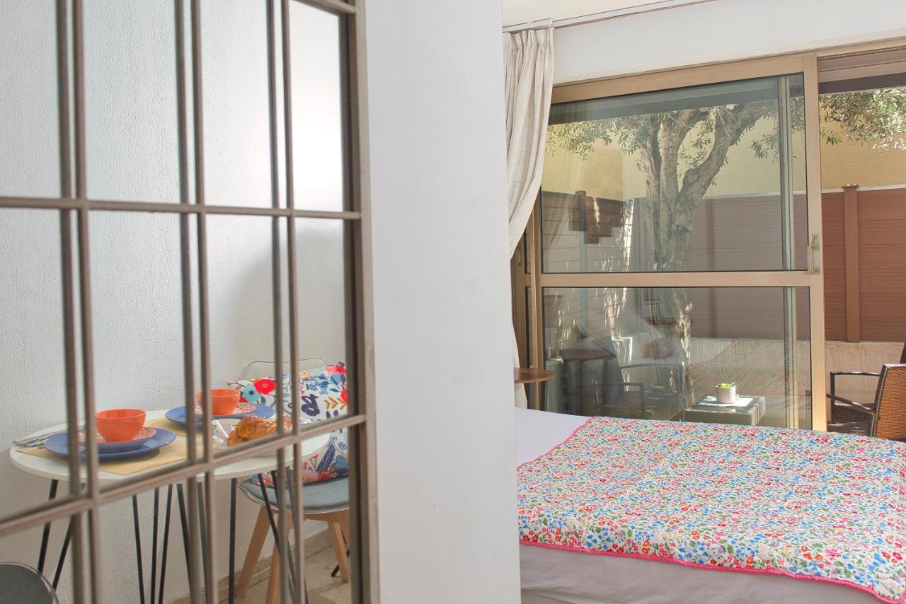 Flat Apartment