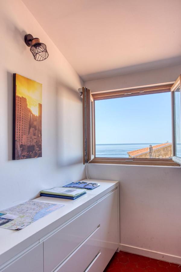Gilly 4 - Exceptional 2beds, Sea View, Modern,a/c, Old Town Apartment *