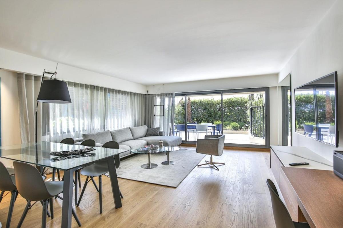 Sublime Promenade Des Rdj * Nice