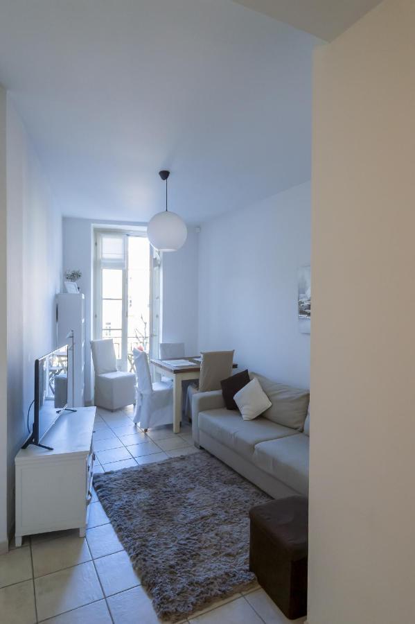 2 Pieces Cosy Hyper Centre/balcon