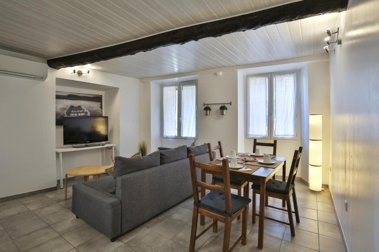 Apartment Jolie 2 Pieces Quartier Bonaparte/ Clim