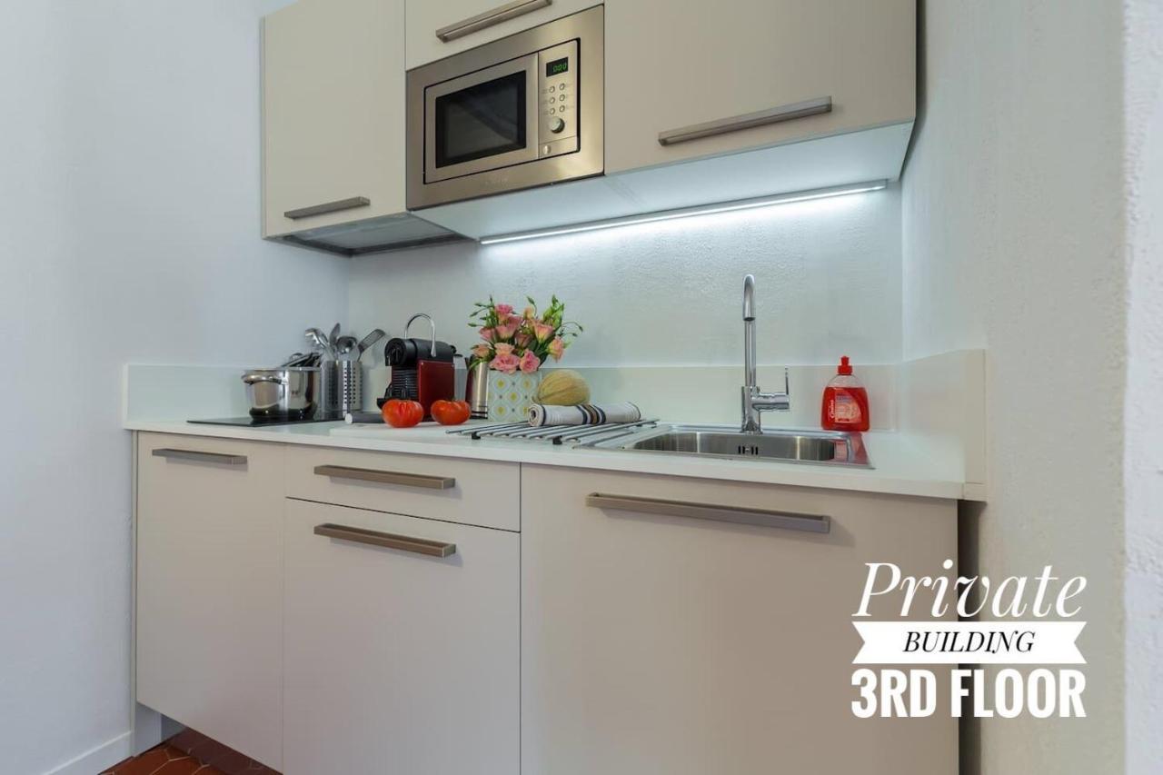 Private Building, 4 Apts, Unique At Nice- Old Town Nice