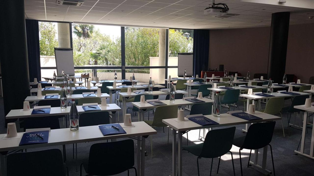 Campanile Prime - Airport 3* Nice
